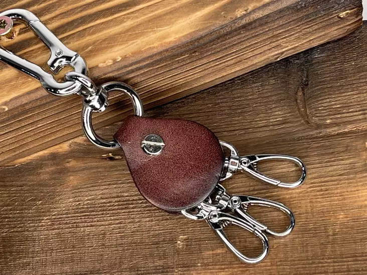 Avaimenperä ruskeanahka cromiosat - Avaimenperät - PER100 - 1