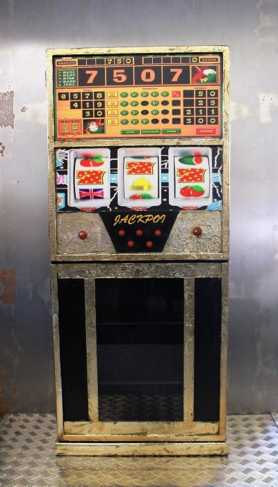 Jackpot-pelikonekaappi - Sekalainen sisustus - PELT50 - 1