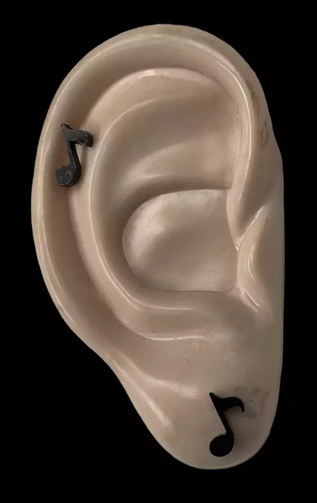 Korvakorut Nuotti, musta - Korvakorut - KRV170 - 1