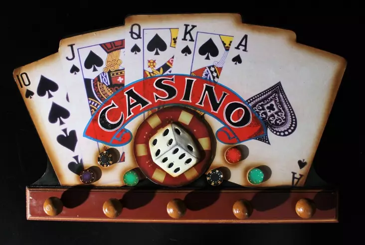 Casino-naulakko, puukuitulevyä - Taulut, kehykset - PELT71 - 1