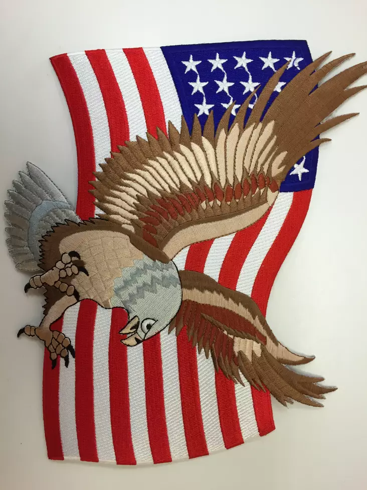 Kangasmerkki, kotka & USA:n lippu - Kangasmerkit - K1031 - 1