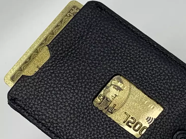 RFID-suojattu korttikotelo, nahka - Lompakot ja rahakukkarot - KN401 - 1