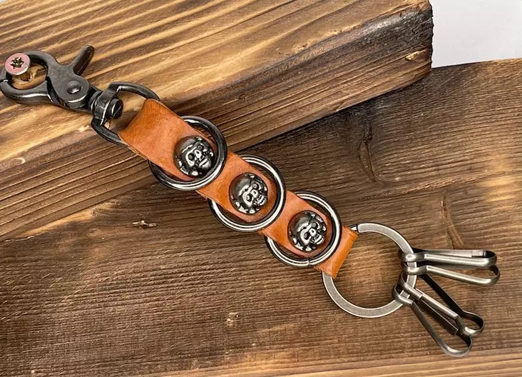 Avaimenperä vaalenaruskea nahka - Avaimenperät - PER92 - 1