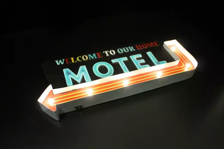 Valokyltti Motel - Taulut, kehykset - PELT22 - 1