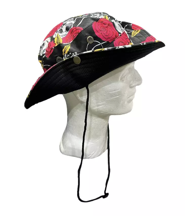 Hattu, Kangashattu Skulls and Roses - Hatut - HAT153 - 1