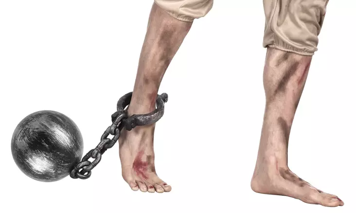 Jalkakahle, pallo ja ketju - Halloween, naamiaiset - PRT983 - 1