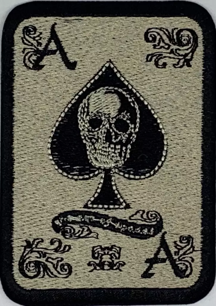 Kangasmerkki Pääkallo pataässä - Kangasmerkit - K1473 - 1