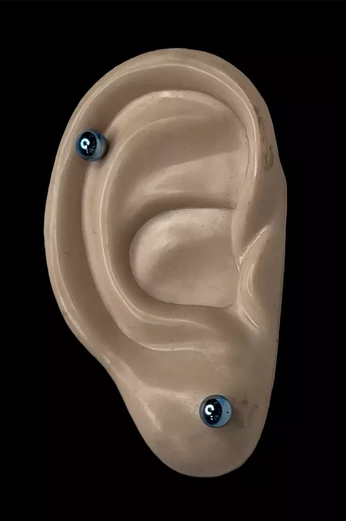 Korvakorut sininen metallipallo 5mm - Korvakorut - KRV153 - 1