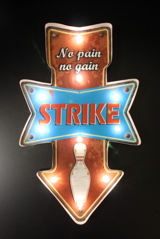 Valokyltti Strike - Taulut, kehykset - PELT23 - 1