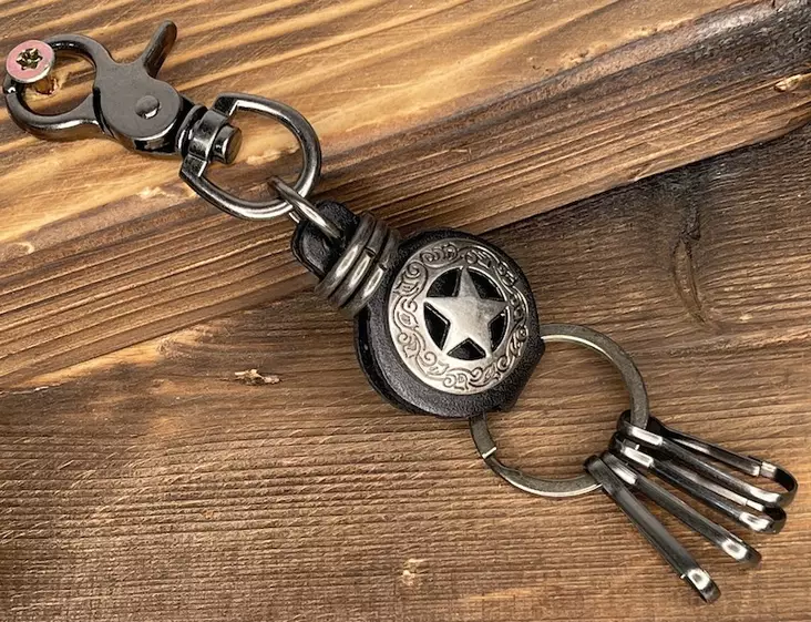 Avaimenperä TEXAS star 2-puolinen - Avaimenperät - PER94 - 1