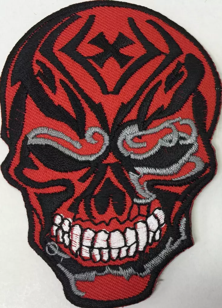 Kangasmerkki, kallo, punainen - Kangasmerkit - K1184 - 1