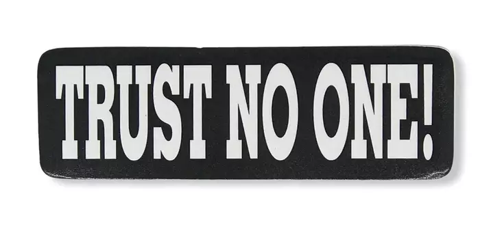 Kypärätarra, Trust No One - Tarrat - TAR274 - 1