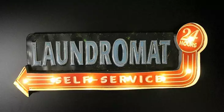 Valokyltti Laundromat - Taulut, kehykset - PELT24 - 1