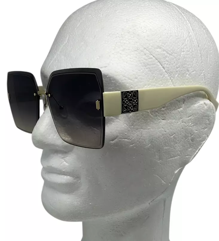 Aurinkolasit vaaleilla sangoilla - Aurinkolasit - ARS545 - 1