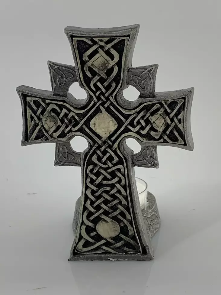 Kelttiristi kynttilänjalka, metallia - Kynttilänjalka, -alusta, suitsuketeline - HOR165 - 1