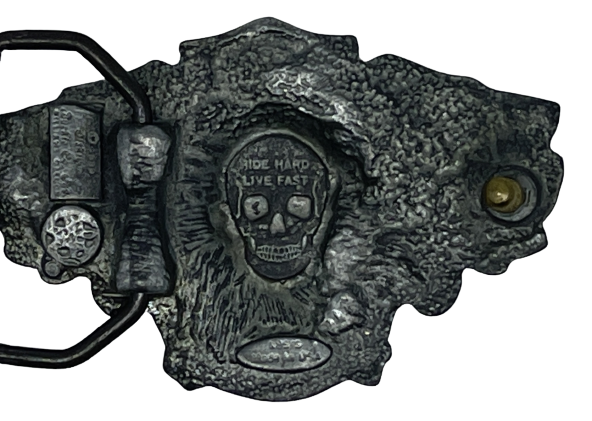 Vyönsolki pääkallo, luut ja siivet 55x90 - Soljet - VS865 - 1