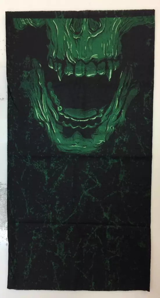 Putkihuivi, puolikas kallo, vihreä musta - Putkihuivit - B176 - 1