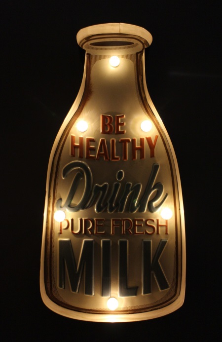 Valokyltti Pure Fresh Milk - Taulut, kehykset - PELT26 - 1