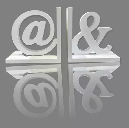 Kirjatuet @ ja &, valkoinen - Koriste-esineet - PRT1117 - 2