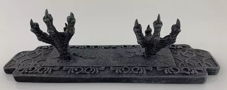 Kotkanjalka naulakko harmaa polyresiiniä - Kallot, Halloweenrekvisiitta - HOR167 - 1