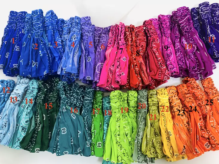 Huivipanta erivärejä joustava takaosa - Huivit - HU458 - 1