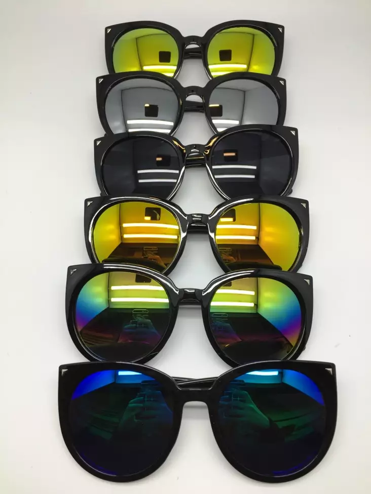 Aurinkolasit, pyöreä linssi, paksu kehys - Aurinkolasit - ARS459 - 1