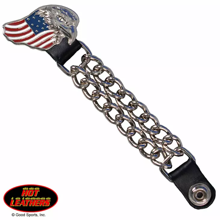 Liivilukko, Eagle Flag 1 kpl. Hot Leathersin liivilukko, joka sopii kaikkiin neppariliiveihin eteen kiinnitykseksi. Yhteen liiviin tarvitset, nepparien lukumäärästä toki riippuen, yleensä neljä liivilukkoa. Ketjuosan pituus 4" eli n. 10 cm. Mitta neppa - Nahkaliivit - VXC1019 - 1